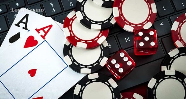 Один из крупнейших мировых покер-румов закрыл специально разработанный для России клиент