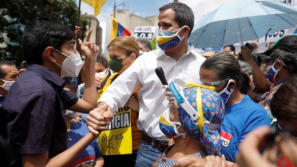 Глава МИД Венесуэлы назвал Хуана Гуайдо президентом Нарнии

