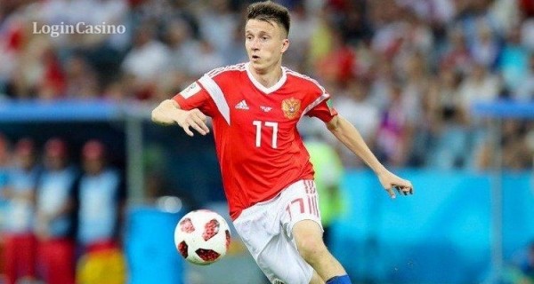 Молодой талант: стоит ли футболист Александр Головин потраченных денег?
