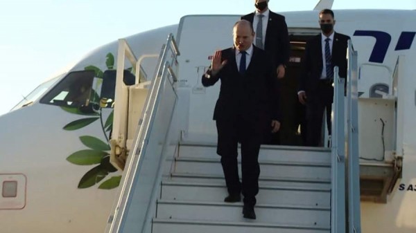 Премьер-министр Израиля Беннет прилетел в Сочи
